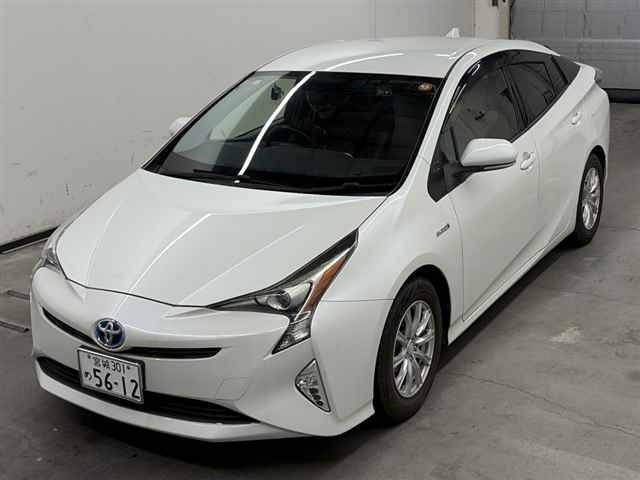 Toyota PRIUS 2016 7660112-4