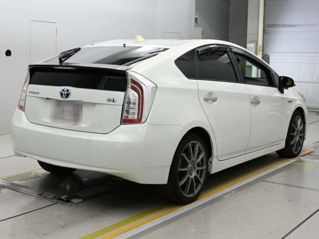 Toyota PRIUS 2013 7660125-1