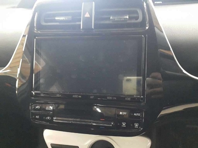 Toyota PRIUS 2018 7660129-12