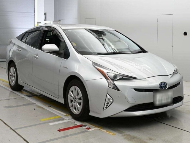 Toyota PRIUS 2018 7660129-5
