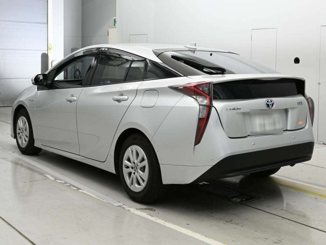 Toyota PRIUS 2018 7660129-6