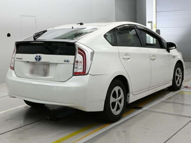 Toyota PRIUS 2015 7660135-1