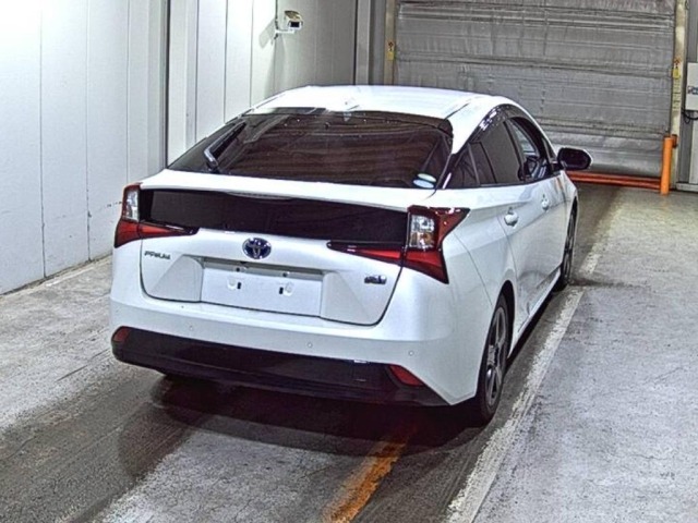 Toyota PRIUS 2021 7660154-5