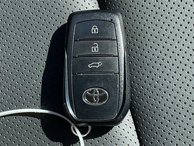 Toyota PRIUS 2024 7660735-1