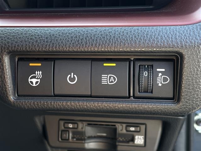 Toyota PRIUS 2024 7660735-8