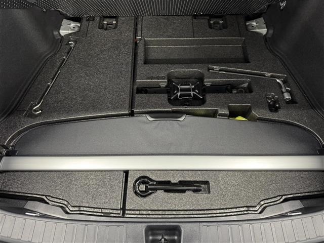 Toyota PRIUS 2022 7661457-10