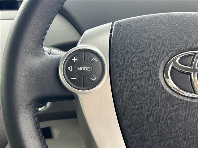 Toyota PRIUS 2015 7661924-1