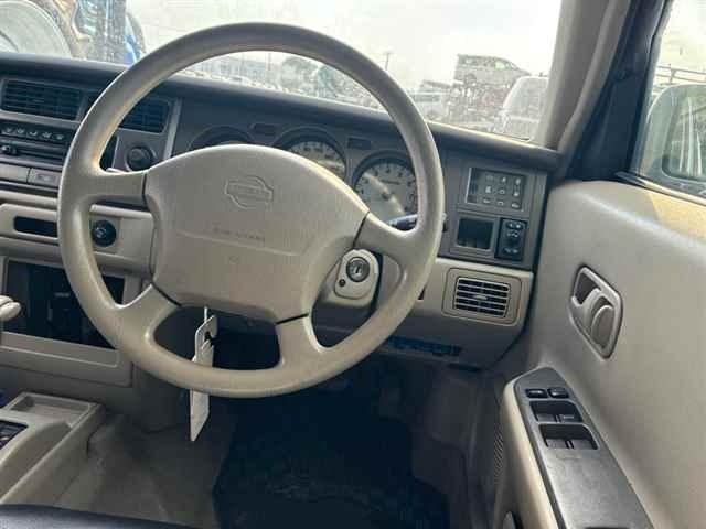 Nissan RASHEEN 1997 7663672-3
