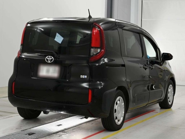 Toyota SIENTA 2022 7674977-1