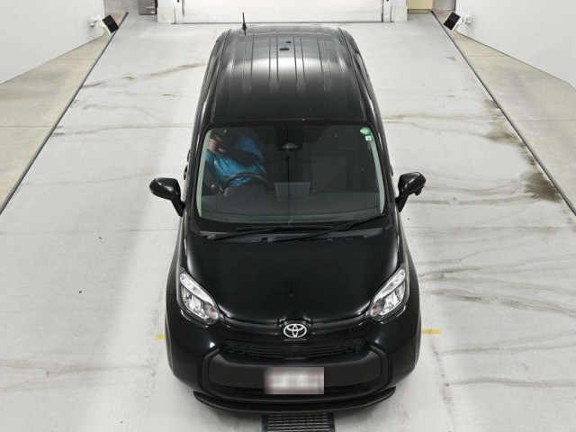 Toyota SIENTA 2022 7674977-7