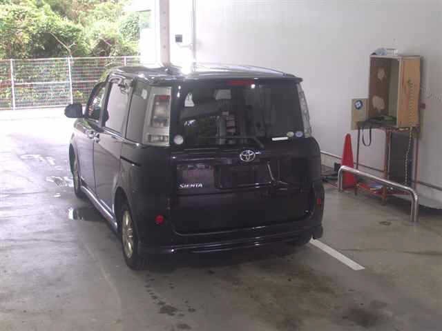 Toyota SIENTA 2012 7674994-1
