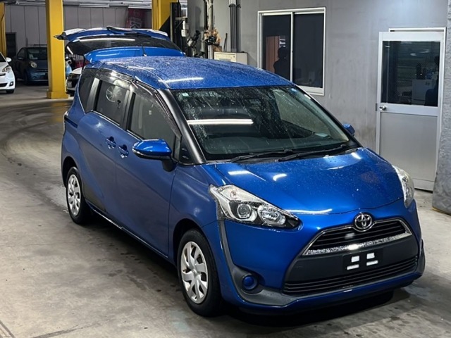 Toyota SIENTA 2018 7674999-4