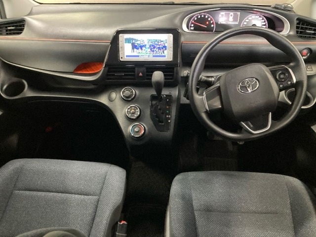 Toyota SIENTA 2017 7675001-3