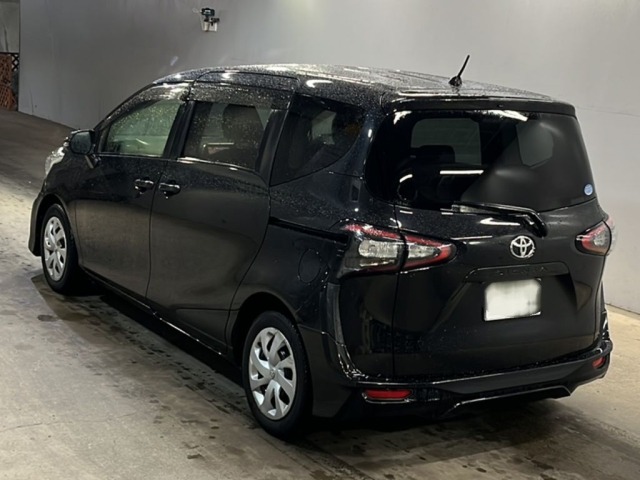 Toyota SIENTA 2016 7675002-1