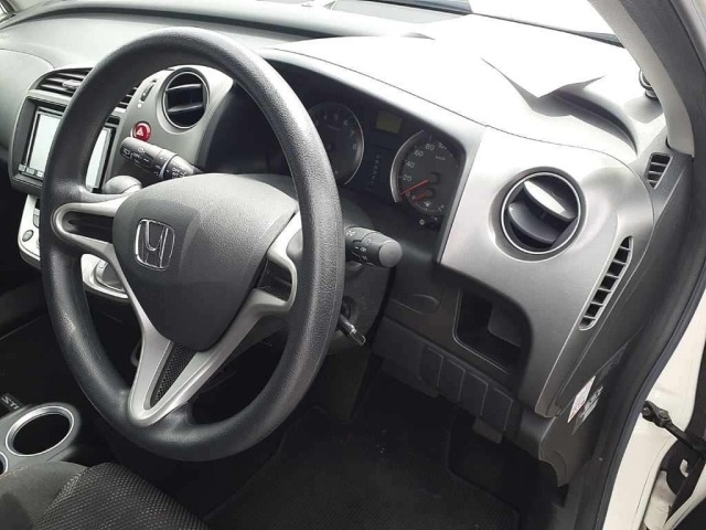 Honda STREAM 2011 7664587-9