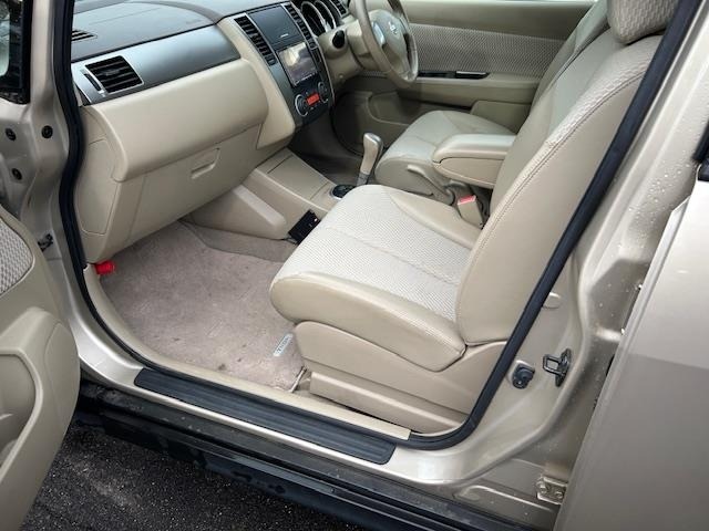Nissan TIIDA 2012 7662498-21