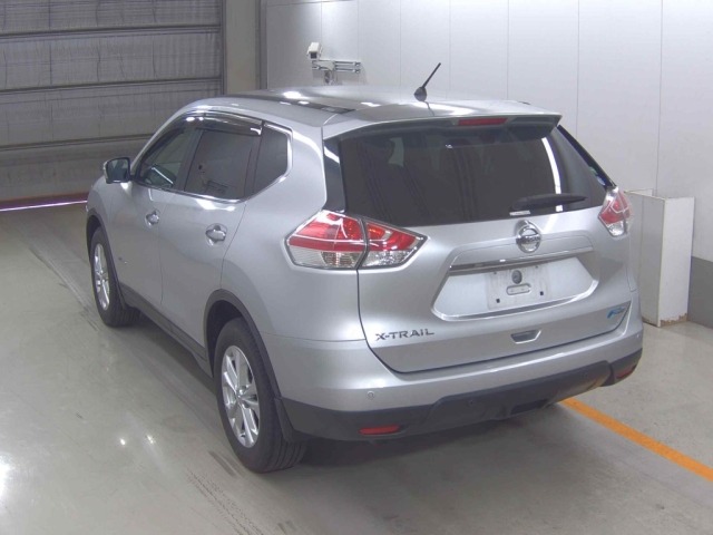 Nissan X-TRAIL 2015 7673261-1