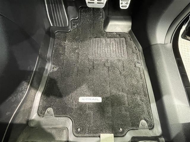 Nissan X-TRAIL 2019 7673495-10