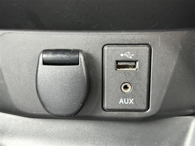 Nissan X-TRAIL 2016 7673584-10