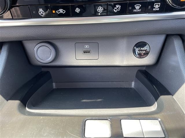 Nissan X-TRAIL 2023 7673628-20