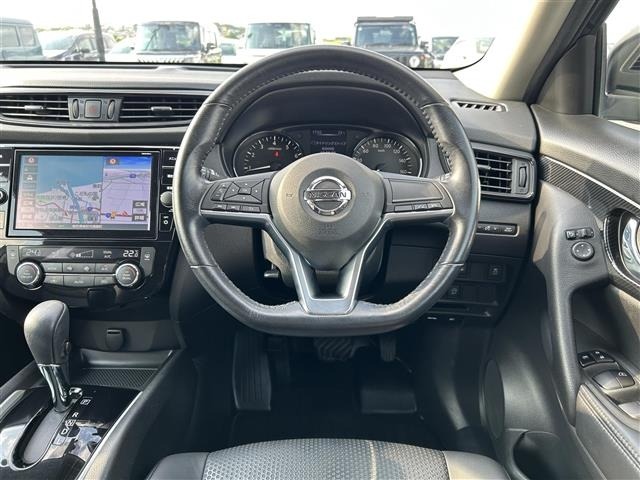 Nissan X-TRAIL 2018 7673660-11