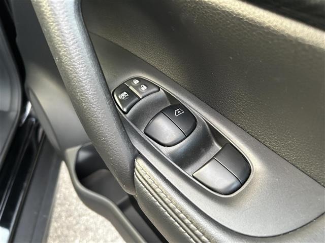 Nissan X-TRAIL 2018 7673660-12