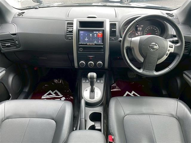 Nissan X-TRAIL 2013 7673662-14