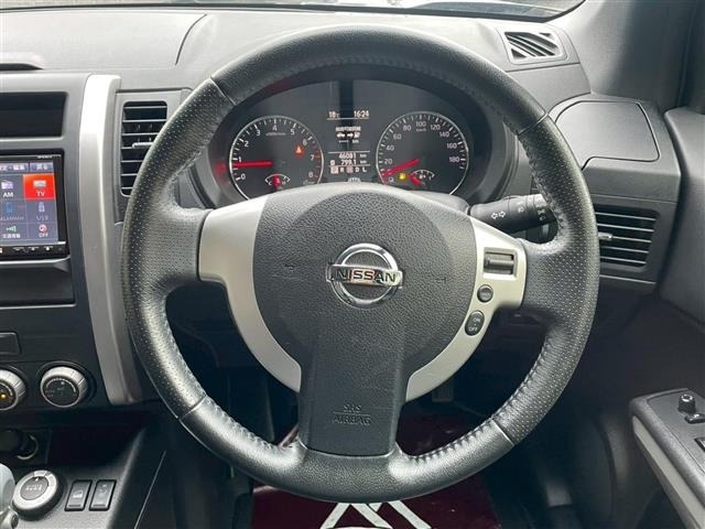 Nissan X-TRAIL 2013 7673662-17