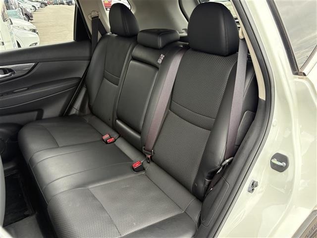 Nissan X-TRAIL 2014 7673670-9