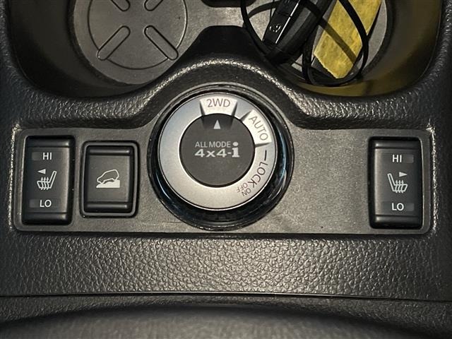 Nissan X-TRAIL 2014 7673682-10