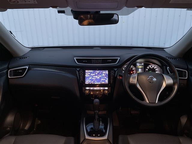 Nissan X-TRAIL 2014 7673682-16