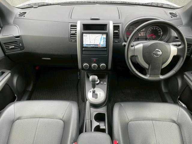 Nissan X-TRAIL 2013 7673683-15