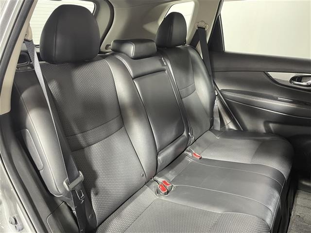 Nissan X-TRAIL 2016 7673692-1