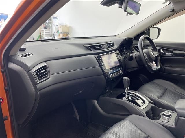 Nissan X-TRAIL 2017 7673706-8
