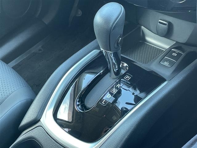 Nissan X-TRAIL 2017 7673730-12