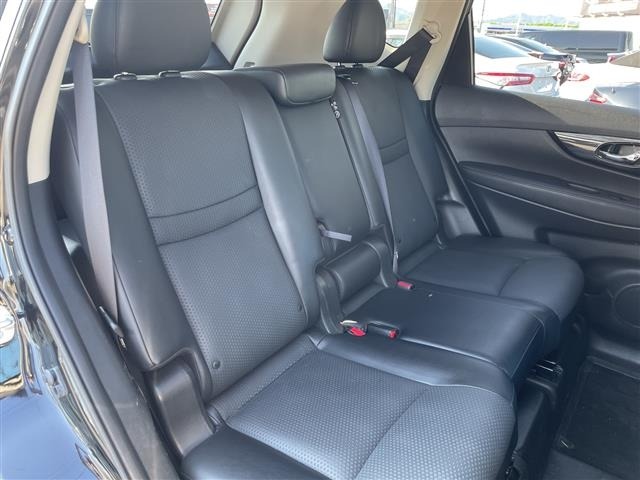 Nissan X-TRAIL 2017 7673730-2