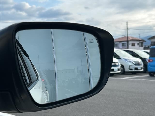 Nissan X-TRAIL 2019 7673732-17