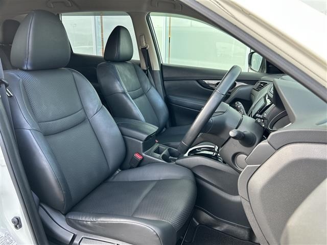 Nissan X-TRAIL 2019 7673732-4