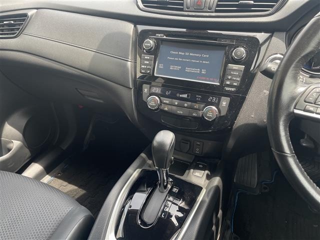 Nissan X-TRAIL 2018 7673739-11