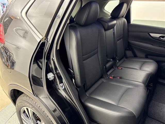 Nissan X-TRAIL 2017 7673750-5