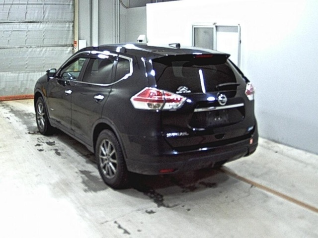 Nissan X-TRAIL 2015 7673757-1