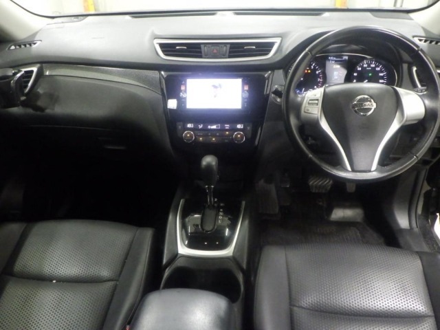 Nissan X-TRAIL 2015 7673757-3