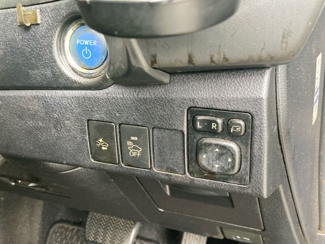 Toyota AURIS 2017 7678249-5