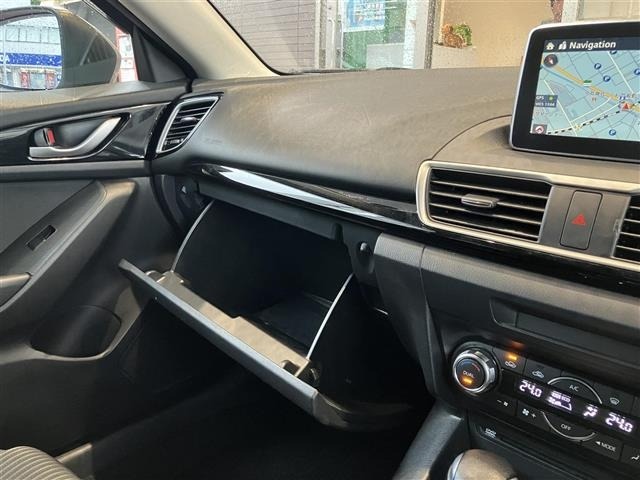 Mazda AXELA 2016 7681757-11