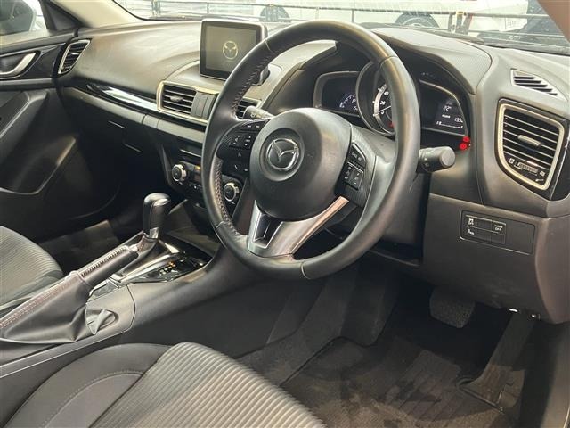 Mazda AXELA 2016 7681757-3