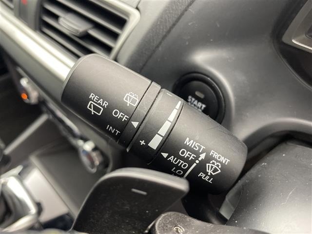Mazda AXELA 2016 7681769-3