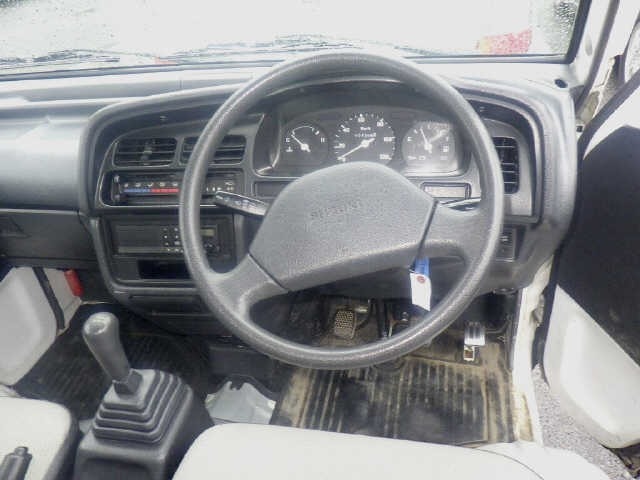 Suzuki CARRY TRUCK 1996 7675205-3