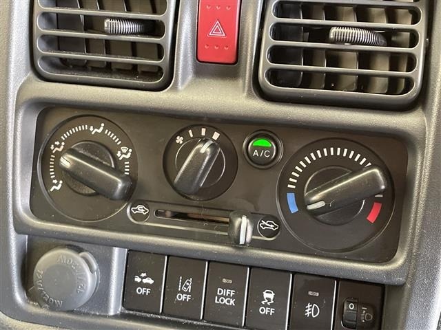 Suzuki CARRY TRUCK 2021 7675281-18