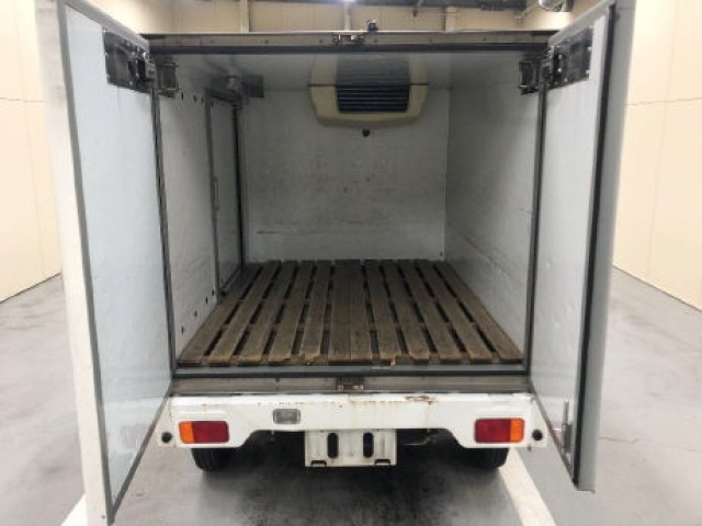 Suzuki CARRY TRUCK 2006 7675344-5