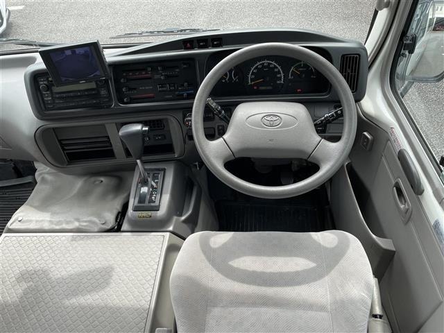 Toyota COASTER 2013 7681012-9
